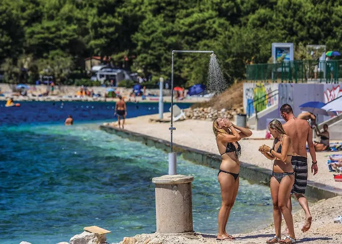 Διαμέρισμα Awesome In Okrug Gornji Τρογκίρ